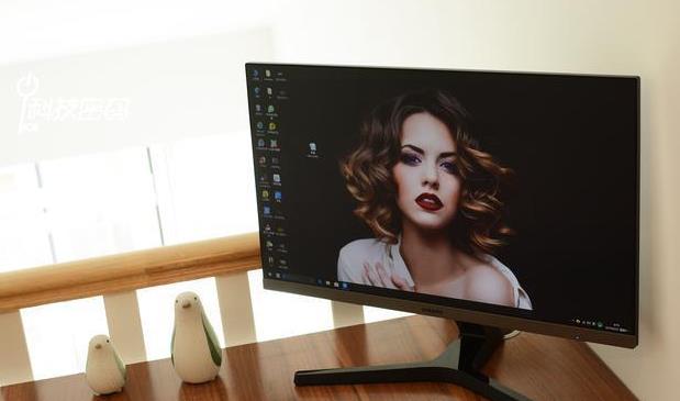 三星顯示器評(píng)測和外外觀展示.jpg